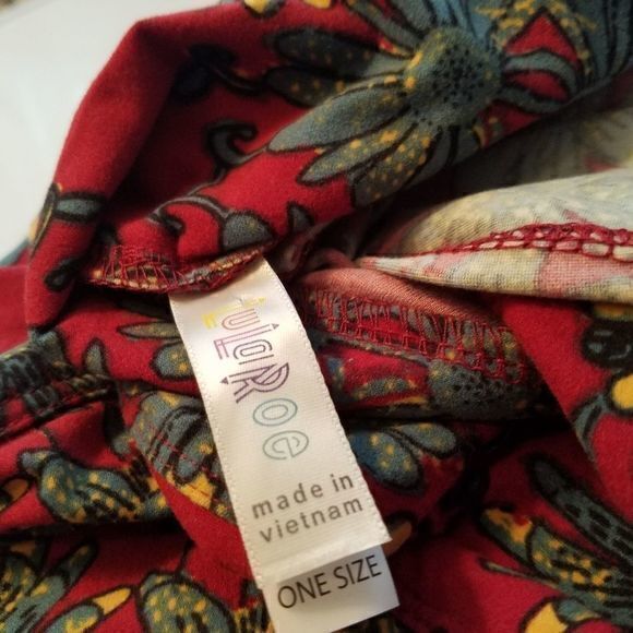 3 for $18 LuLaRoe Leggings OS - Picture 3 of 3